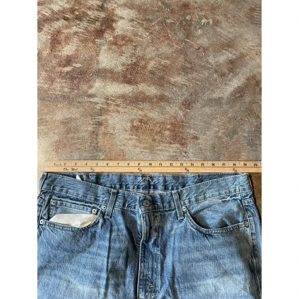 VTG Levi's 514 Slim Straight Leg Leather Patch Light‎ Blue Denim 38W x 30L *